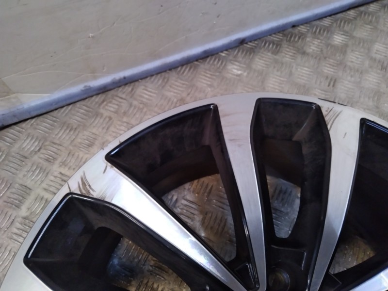 Recambio de juego llantas aluminio para fiat tipo ii (357) fam lounge referencia OEM IAM 7X17 5 TORN ET41 ALUMINIO 