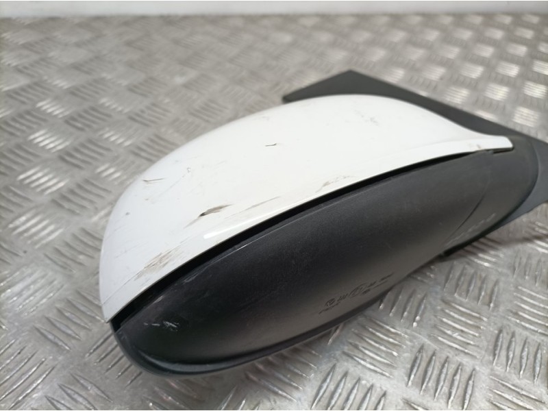 Recambio de retrovisor derecho para opel astra j lim. cosmo referencia OEM IAM 583506  ELECTRICO CARCASA TOCADA