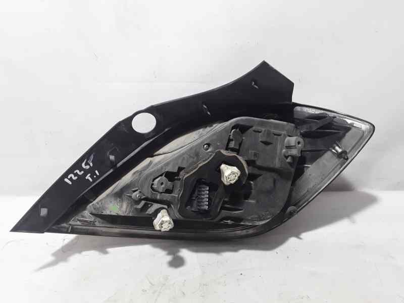 Recambio de piloto trasero izquierdo para opel astra h berlina cosmo referencia OEM IAM   