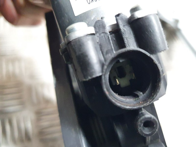 Recambio de elevalunas delantero derecho para toyota aygo x-cite referencia OEM IAM 698100H031  ELECTRICO 2 PINES