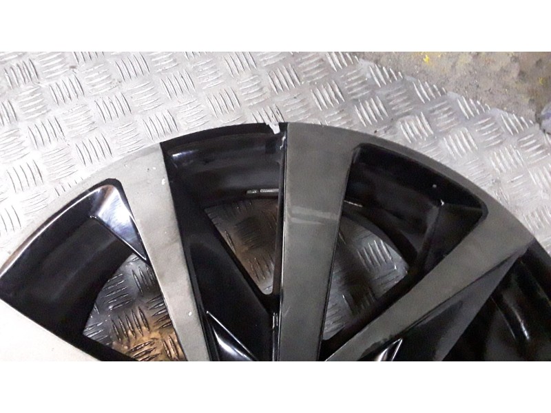 Recambio de llanta aluminio para peugeot 308 ii (lb_, lp_, lw_, lh_, l3_) 1.6 bluehdi 120 referencia OEM IAM 8X18 5 TORN ET44 RO