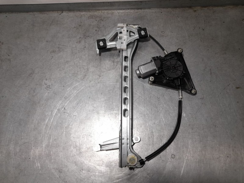 Recambio de elevalunas delantero izquierdo para toyota aygo x-cite referencia OEM IAM 698200H0  ELECTRICO