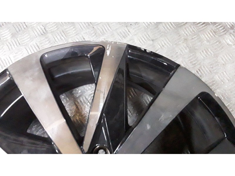 Recambio de llanta aluminio para peugeot 308 ii (lb_, lp_, lw_, lh_, l3_) 1.6 bluehdi 120 referencia OEM IAM 8X18 5 TORN ET44 RO