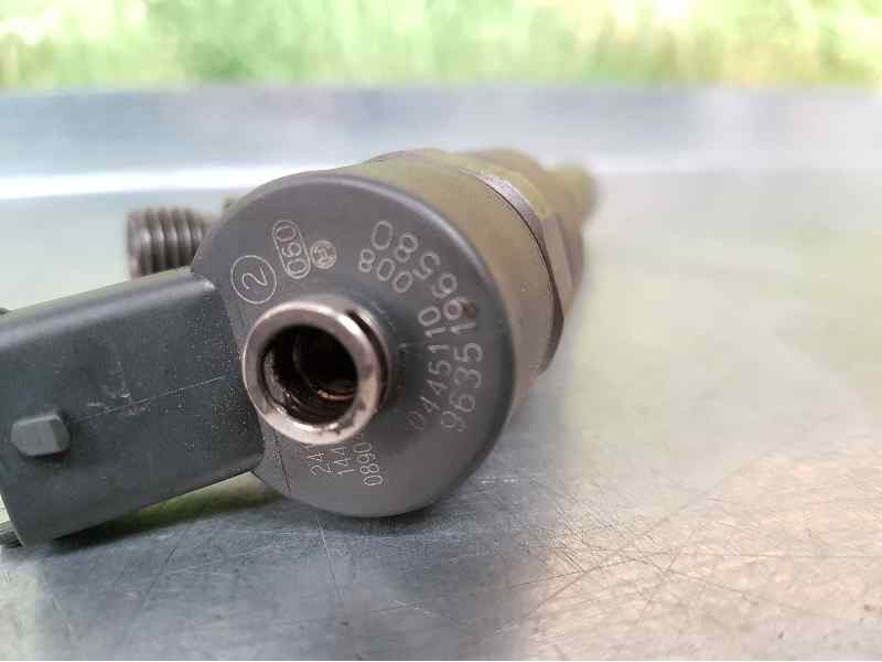 Recambio de inyector para peugeot 307 (s1) 2.0 hdi cat referencia OEM IAM 9635196580 0445110008 BOSCH