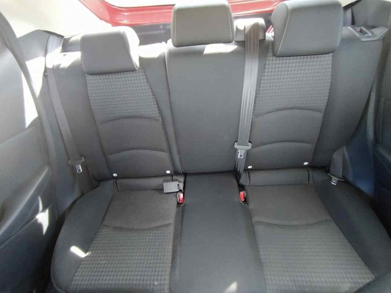 Recambio de asientos traseros para mazda 2 lim. () black tech edition referencia OEM IAM   