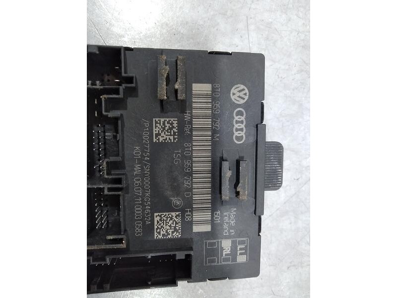Recambio de modulo electronico para audi a4 ber. (b8) basis referencia OEM IAM 8t0959792m aq 
