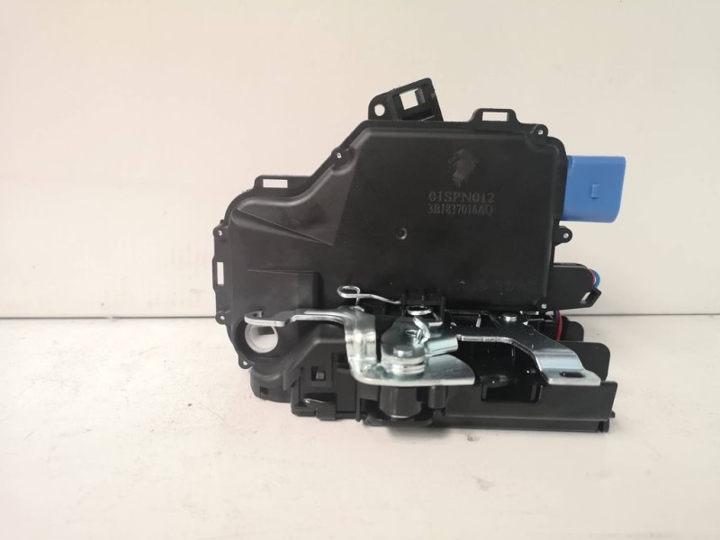 Recambio de cerradura puerta trasera derecha para seat ibiza (6l1) referencia OEM IAM 3B1837016AQ  CONECTOR AZUL 8 PINS