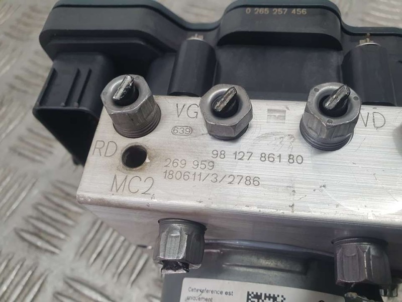 Recambio de abs para peugeot 3008 gt line referencia OEM IAM 9812786180 269959 