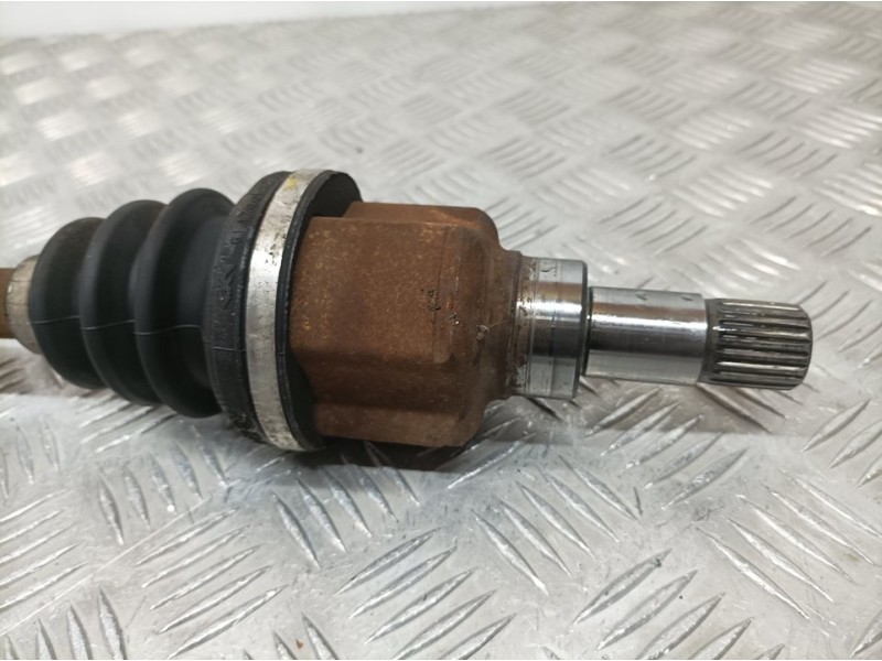 Recambio de transmision delantera izquierda para citroën c3 pluriel 1.4 referencia OEM IAM 3272RT  