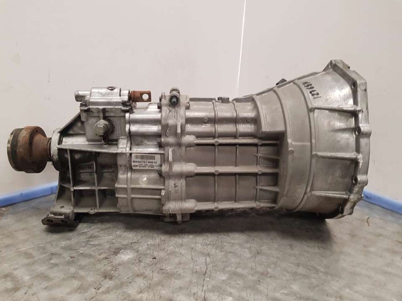 Recambio de caja cambios para ssangyong rodius xdi referencia OEM IAM G3102021009 MAD2701 5VELOCIDADES