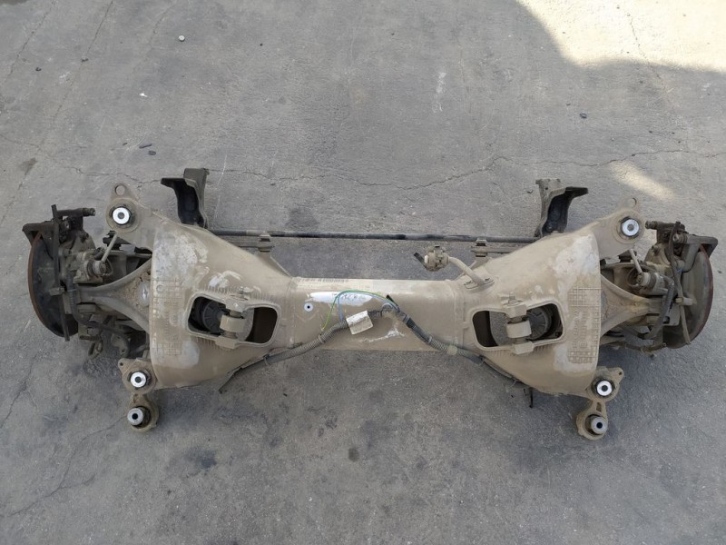 Recambio de puente trasero para ds 7 crossback la premiere referencia OEM IAM 9817524080  DISCO