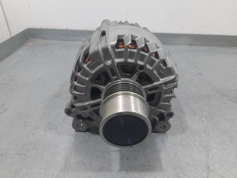 Recambio de alternador para skoda fabia iv (pj3) 1.0 tsi referencia OEM IAM 05E903026Q 2740516C VALEO