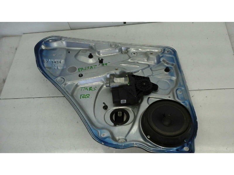 Recambio de elevalunas trasero izquierdo para volkswagen passat berlina (3b2) referencia OEM IAM 3B5839751CD 18 PINS ELECTRICO