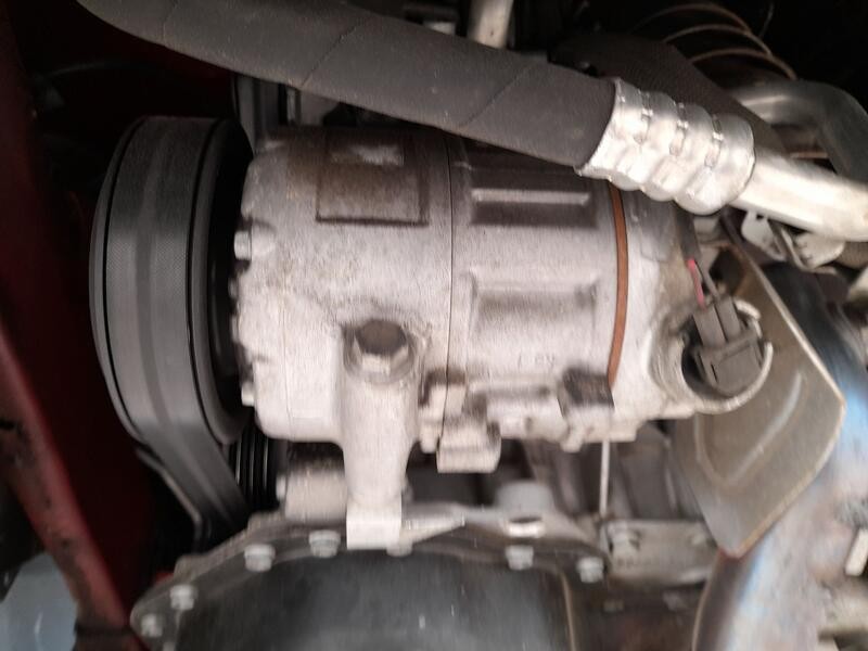 Recambio de compresor aire acondicionado para seat ibiza iv (6j5, 6p1) 1.2 referencia OEM IAM 6Q0820808G  