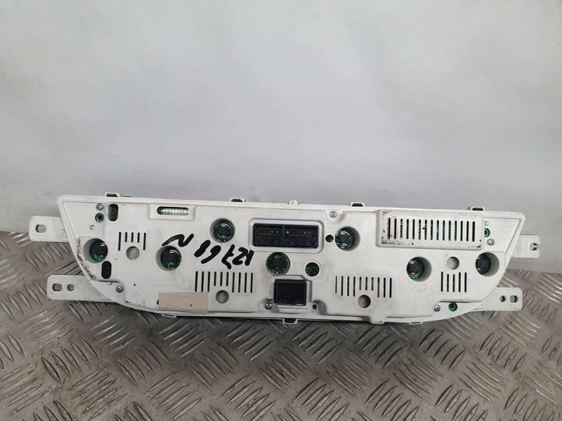 Recambio de cuadro instrumentos para ssangyong rodius xdi referencia OEM IAM 8020021401 11001131110S 