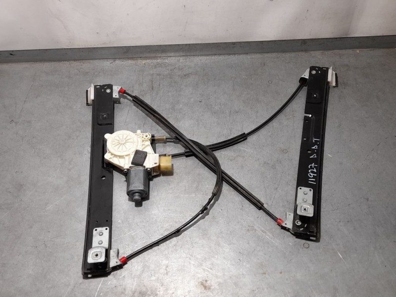 Recambio de elevalunas delantero derecho para ford mondeo ber. (ca2) ghia referencia OEM IAM SIN REF  ELECTRICO 6 PINES