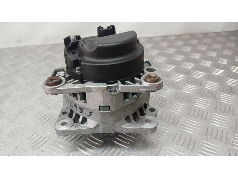 Recambio de alternador para seat ibiza (6j5) reference referencia OEM IAM 03D903025J VALEO 2542746F
