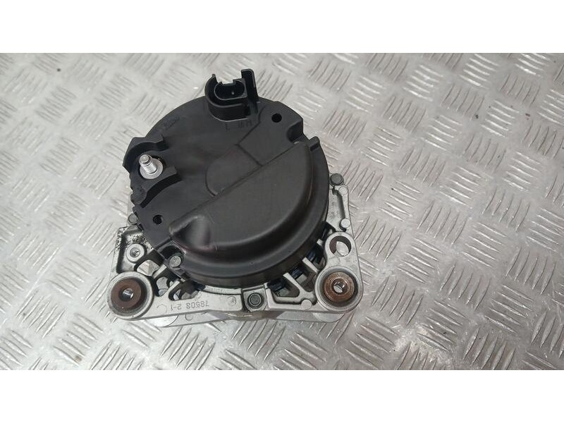 Recambio de alternador para seat ibiza (6j5) reference referencia OEM IAM 03D903025J VALEO 2542746F