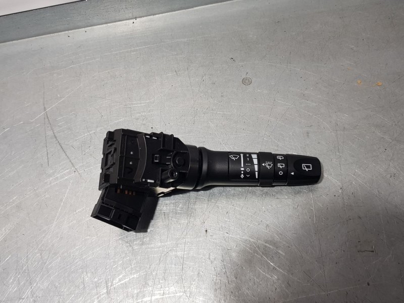 Recambio de mando limpia para hyundai i20 comfort referencia OEM IAM 934201J110  