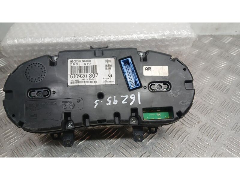 Recambio de cuadro instrumentos para seat ibiza (6j5) reference referencia OEM IAM 6J0920807 MAGNETI MARELLI 503002703123