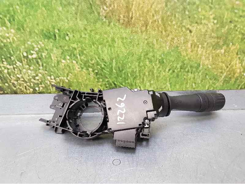 Recambio de mando luces para toyota auris active referencia OEM IAM 02720 17F852 L12