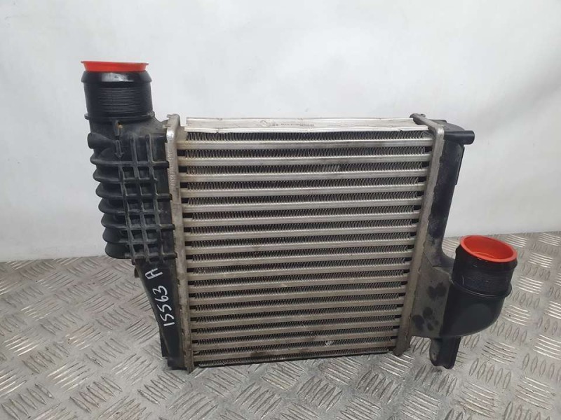 Recambio de intercooler para peugeot 3008 gt line referencia OEM IAM 9675627980 MM11882 VALEO