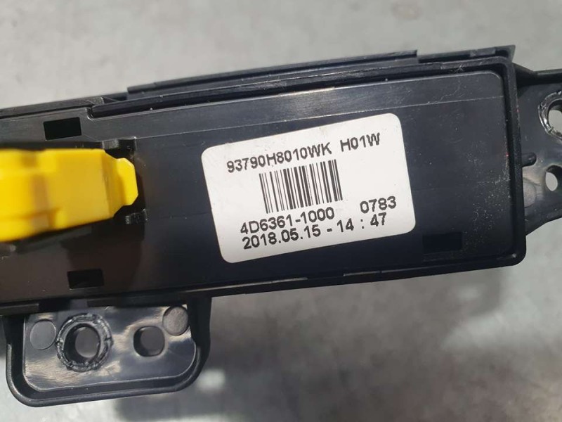 Recambio de mando multifuncion para kia stonic (ybcuv) concept referencia OEM IAM 93790H8010WK 4D63611000 WARNING