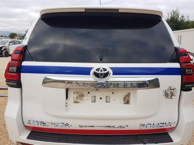 Recambio de porton trasero para toyota land cruiser prado (_j15_) 2.8 d-4d (gdj150_, gdj155_, gdj150) referencia OEM IAM 6700560