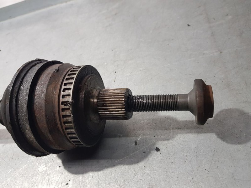 Recambio de transmision trasera izquierda para audi s6 avant (4b6) s6 avant referencia OEM IAM 4B0501203C  