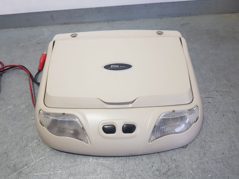 Recambio de sistema dvd para ssangyong rodius xdi referencia OEM IAM   