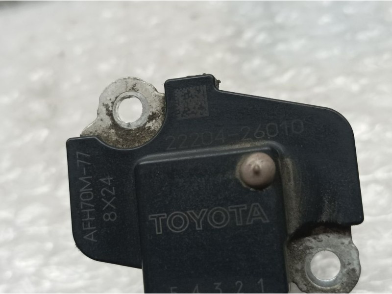 Recambio de caudalimetro para toyota yaris active referencia OEM IAM 2220426010 AFH70M77 