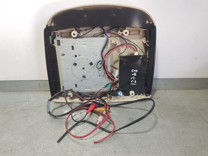 Recambio de sistema dvd para ssangyong rodius xdi referencia OEM IAM   