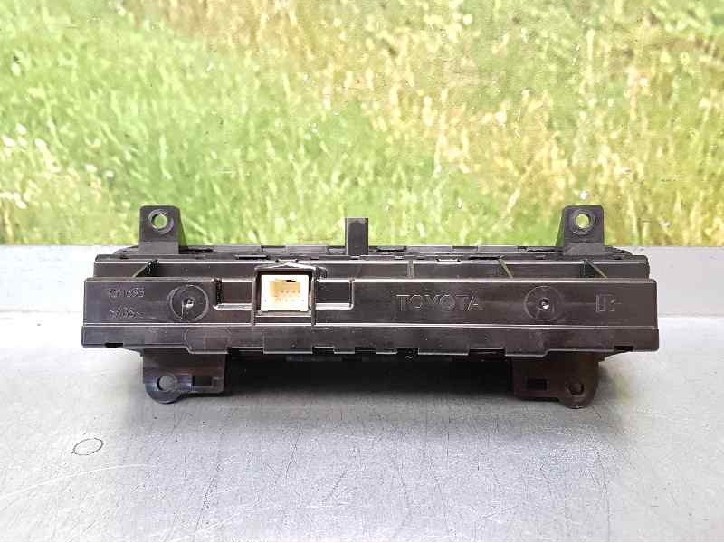 Recambio de mando climatizador para toyota auris active referencia OEM IAM 5590002060 3860D71B 