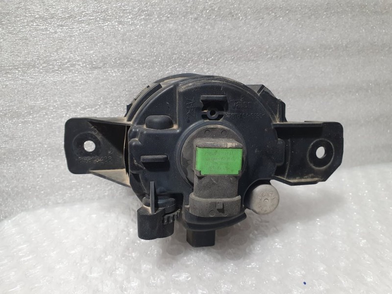 Recambio de faro antiniebla derecho para renault laguna ii (bg0) expression referencia OEM IAM 8200002470 89201785 VALEO