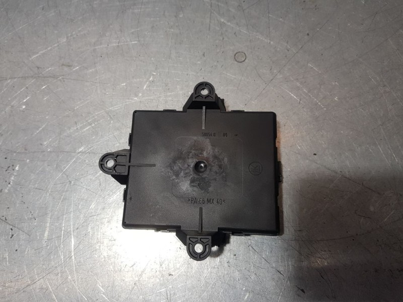 Recambio de modulo electronico para mercedes-benz clase b (w245) 200 (245.233) referencia OEM IAM A1698207226 05072332 LKL