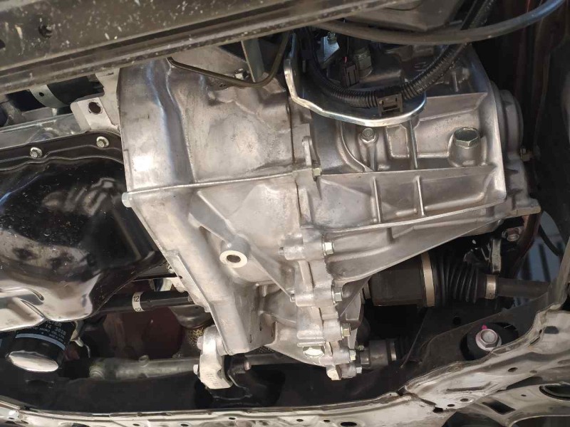 Recambio de caja cambios para mazda 2 lim. () black tech edition referencia OEM IAM F60117150A  5 VELOCIDADES