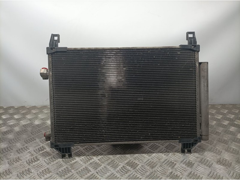 Recambio de condensador / radiador aire acondicionado para toyota yaris active referencia OEM IAM 884600D060  