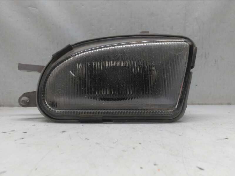 Recambio de faro antiniebla derecho para mercedes-benz clase c (w202) berlina referencia OEM IAM   