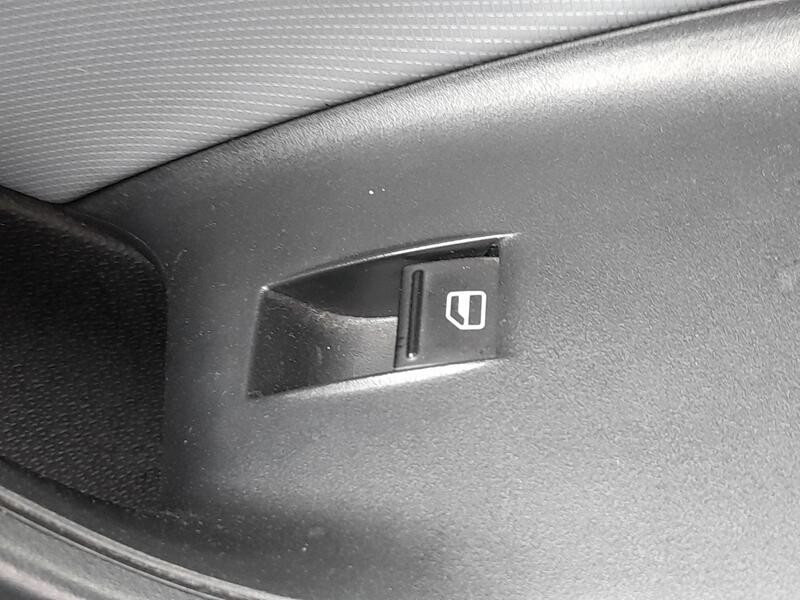 Recambio de mando elevalunas delantero derecho para seat ibiza iv (6j5, 6p1) 1.2 referencia OEM IAM 7L6959855B  