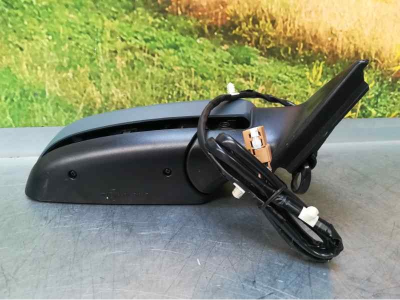 Recambio de retrovisor derecho para audi a4 berlina (8e) referencia OEM IAM  7 CABLES ELECTRICO