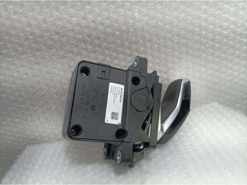 Recambio de palanca cambio para peugeot 3008 gt line referencia OEM IAM 98270885DX 61739G09 