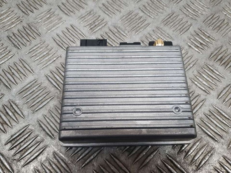 Recambio de modulo electronico para opel insignia berlina essentia referencia OEM IAM 13334027  