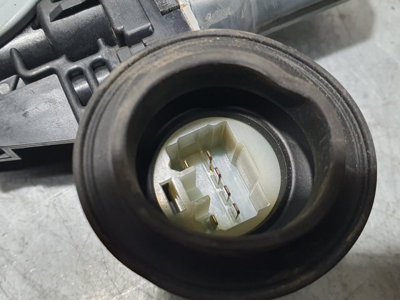 Recambio de elevalunas trasero derecho para toyota auris luna+ referencia OEM IAM SIN REF  ELECTRICO 6 PINES