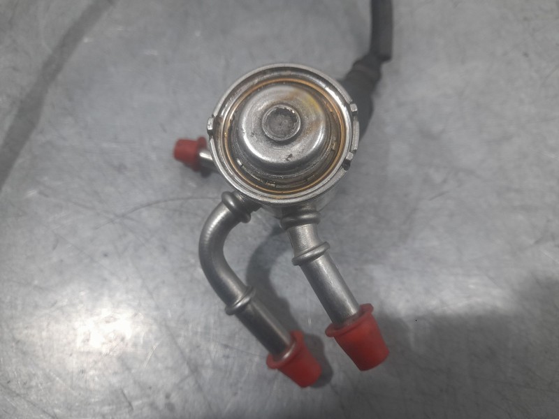 Recambio de inyector adblue para renault express furgoneta/monovolumen 1.5 blue dci 95 (f6ab) referencia OEM IAM 160720140RA P08