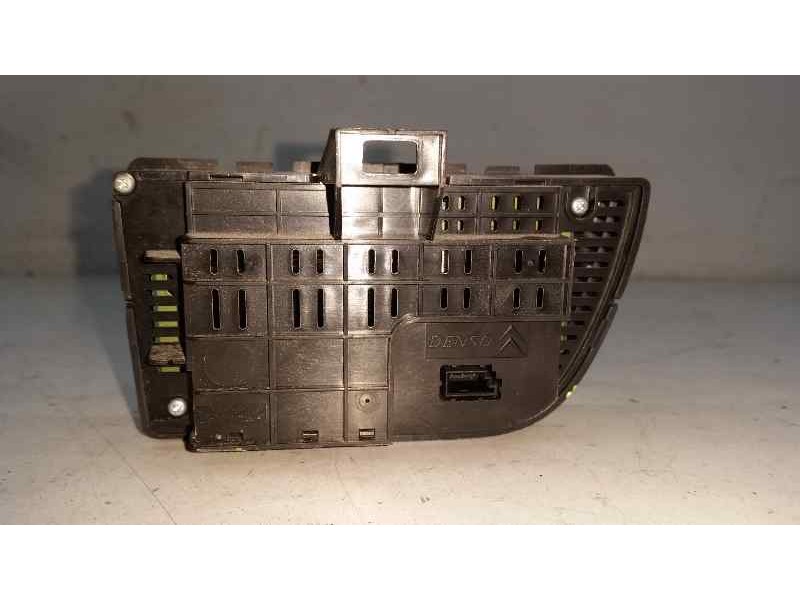 Recambio de mando climatizador para citroën c4 picasso exclusive referencia OEM IAM A83007600 9650868877 DENSO