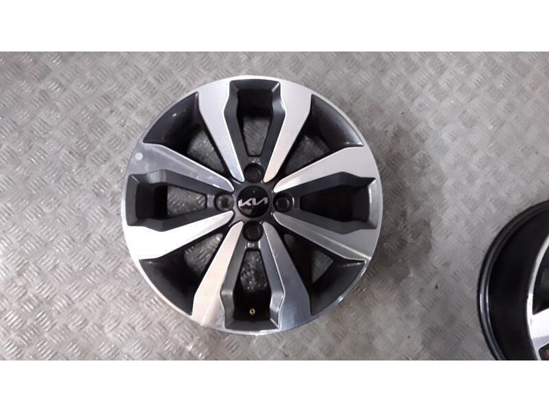 Recambio de juego llantas aluminio para kia stonic (yb) 1.2 cvvt referencia OEM IAM 6X16 4 TORN ET49 ALUMINIO ROZADAS