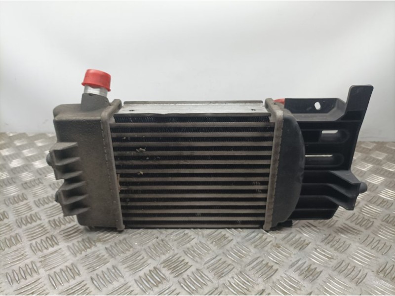 Recambio de intercooler para toyota yaris active referencia OEM IAM JD1271005100 8B1449003426 DENSO