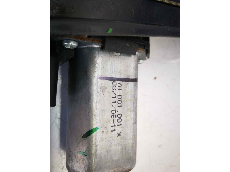 Recambio de elevalunas delantero derecho para fiat grande punto (199) 1.3 16v jtd cat referencia OEM IAM 70001001  2 PINS