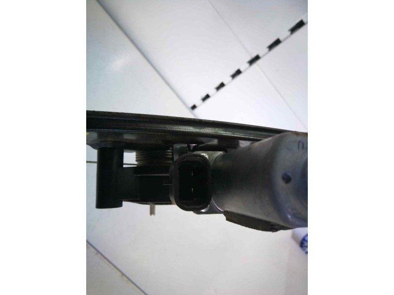 Recambio de elevalunas delantero derecho para fiat grande punto (199) 1.3 16v jtd cat referencia OEM IAM 70001001  2 PINS