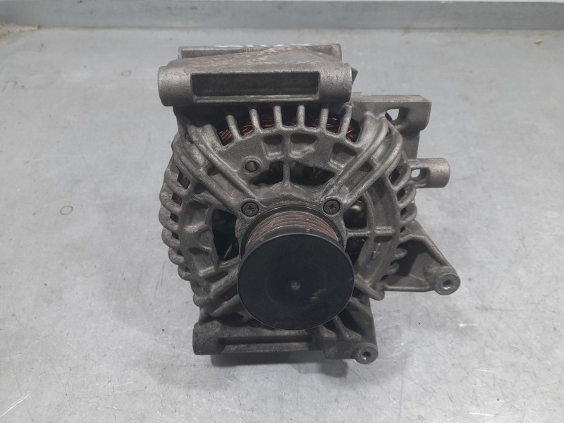 Recambio de alternador para mercedes-benz clase c (w203) berlina 220 cdi (la) (203.008) referencia OEM IAM A0131540002 012462501